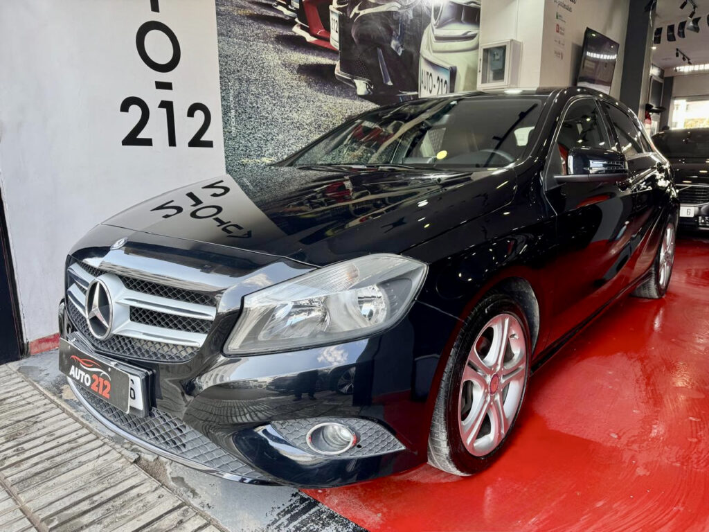 MERCEDES Class A 200 cdi 2015-10