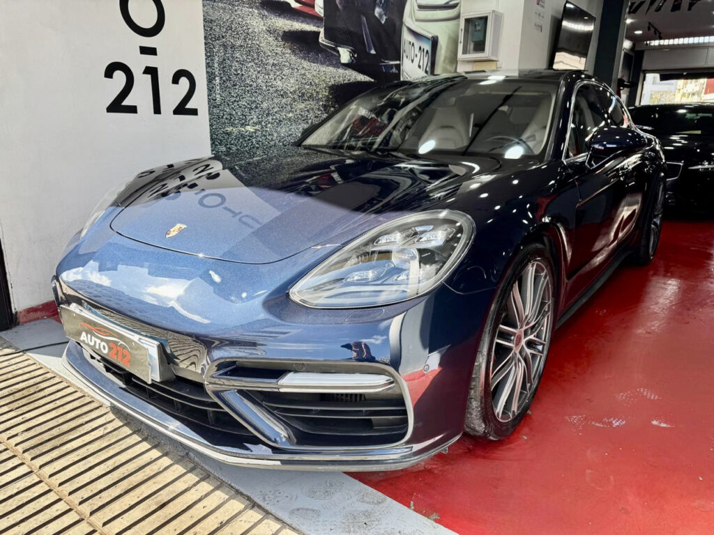 PORSCHE Panamera Turbo 2017 Importée neuve-17
