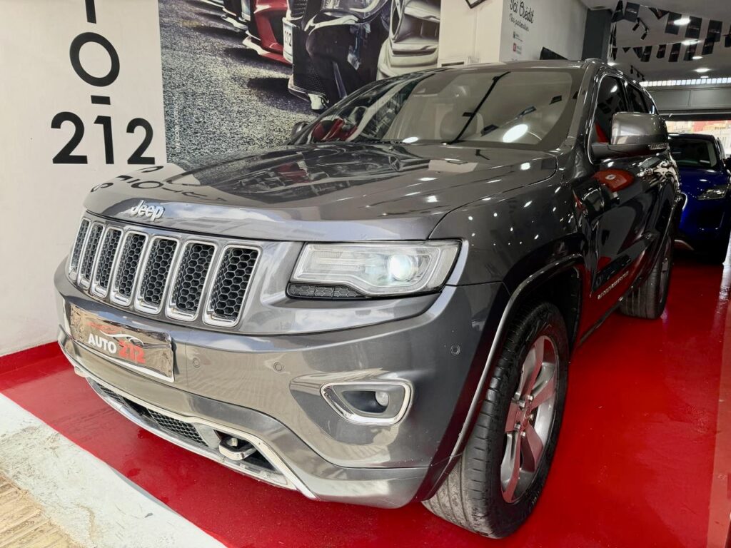JEEP GRAND CHEROKEE OVERLAND 2017-9
